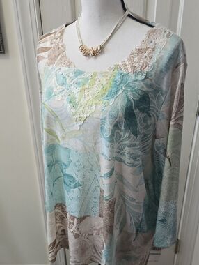 ALFRED DUNNER BRAND WOMEN'S PLUS SIZE GREEN FLORAL PULLOVER TOP SIZE 1X